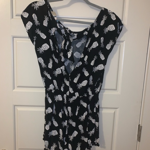 Pineapple Romper - Picture 3 of 3